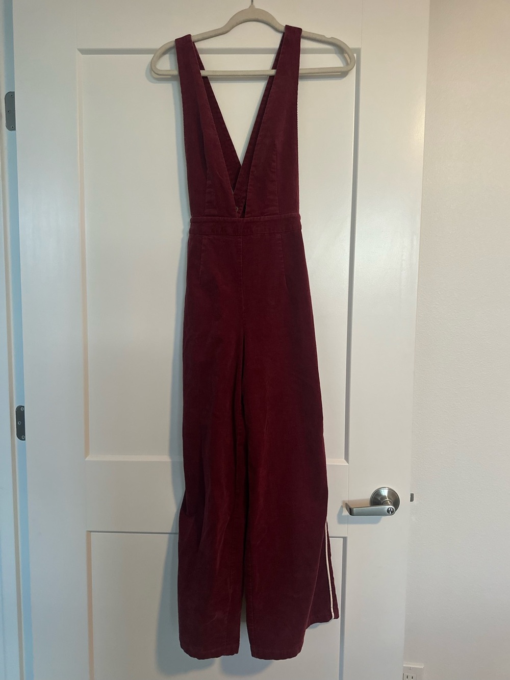 Y2K V-Neck Wide-Leg Burgundy Jumpsuit